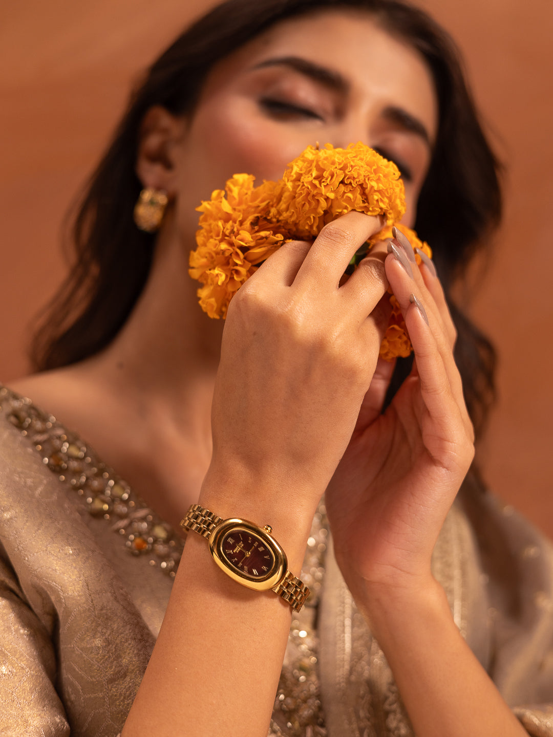 Soulmate Oval Gold-Toned Watch