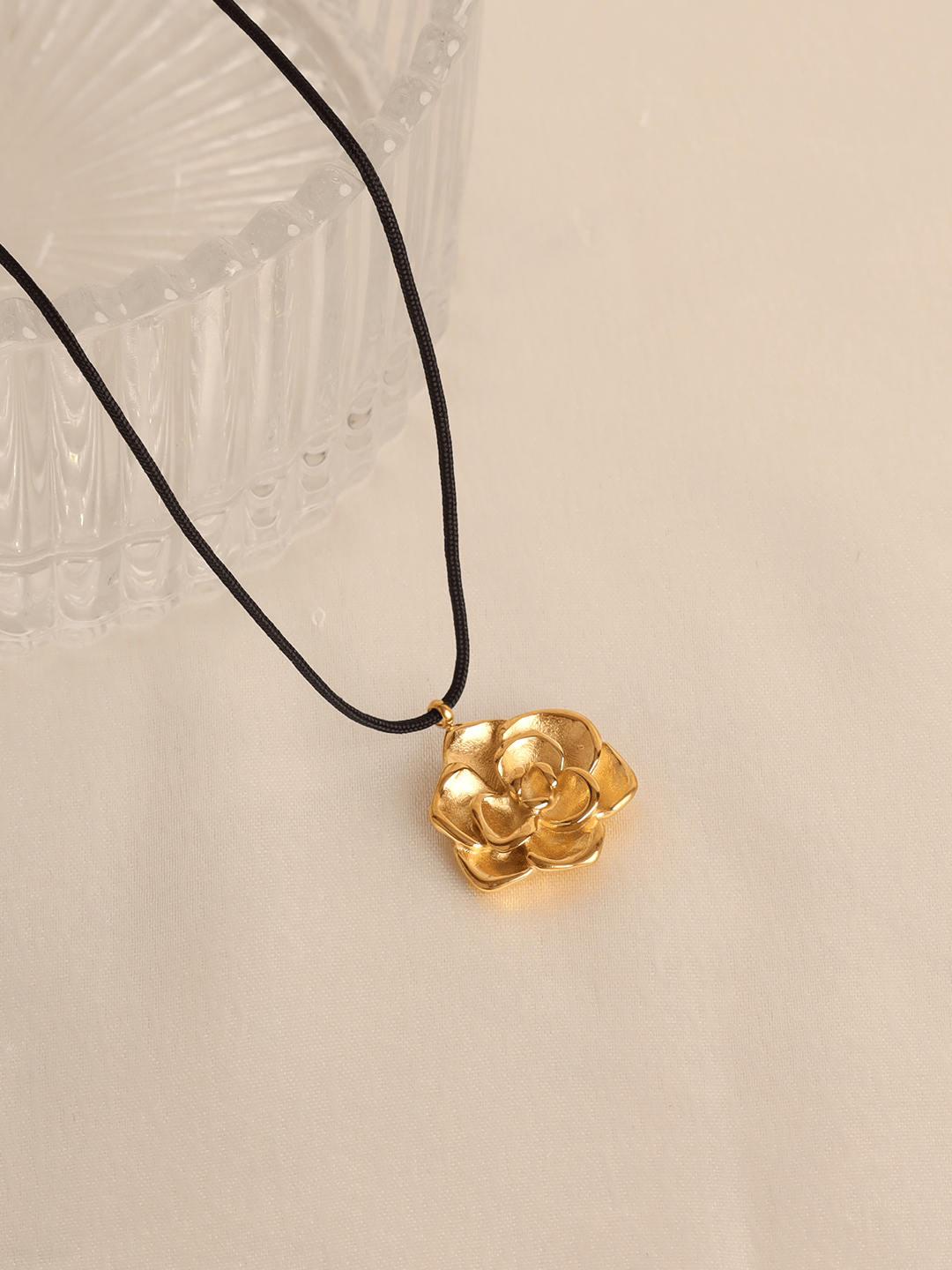 Lotus Pendent Necklace