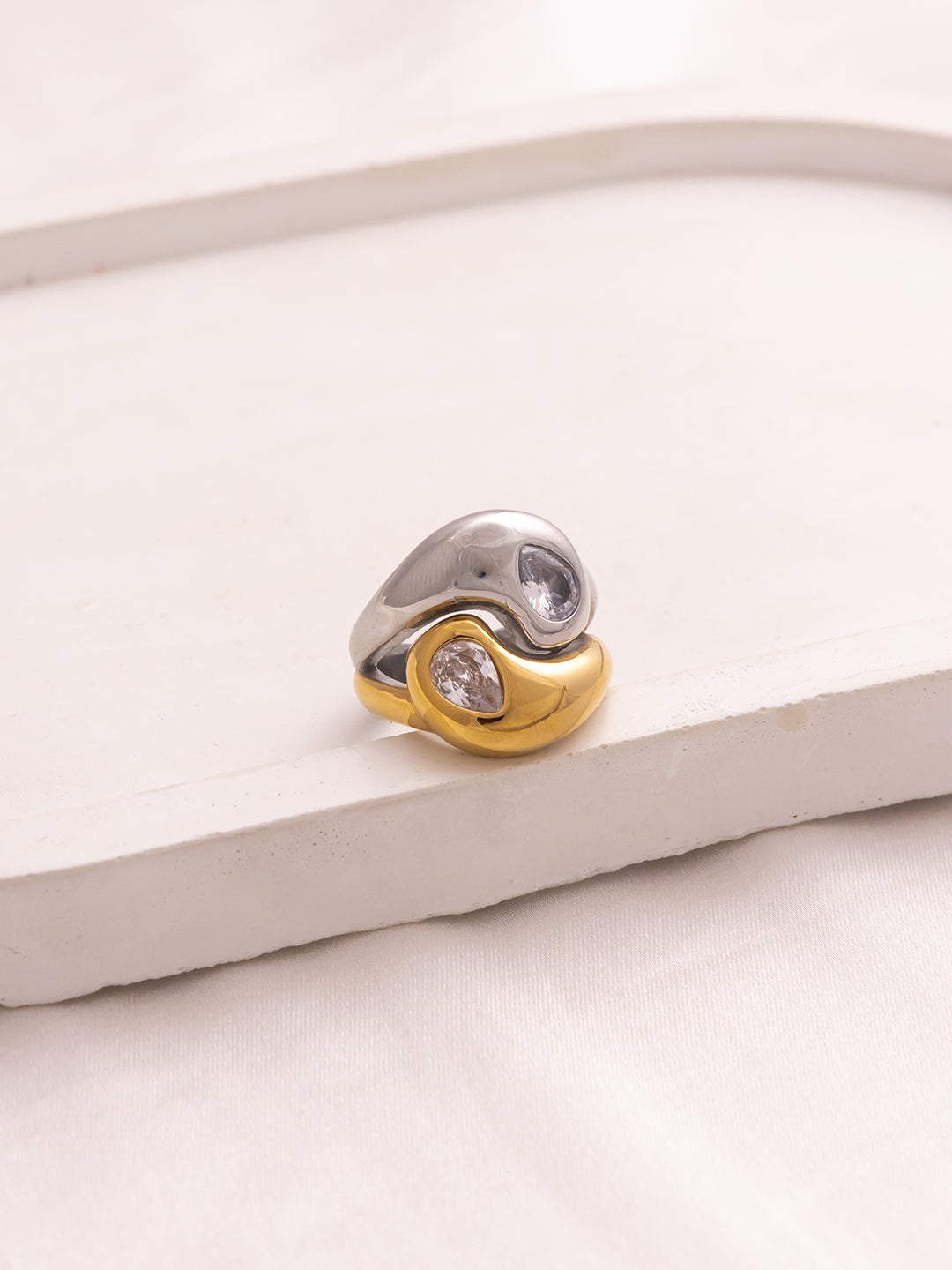 Yin Yang Cz Ring
