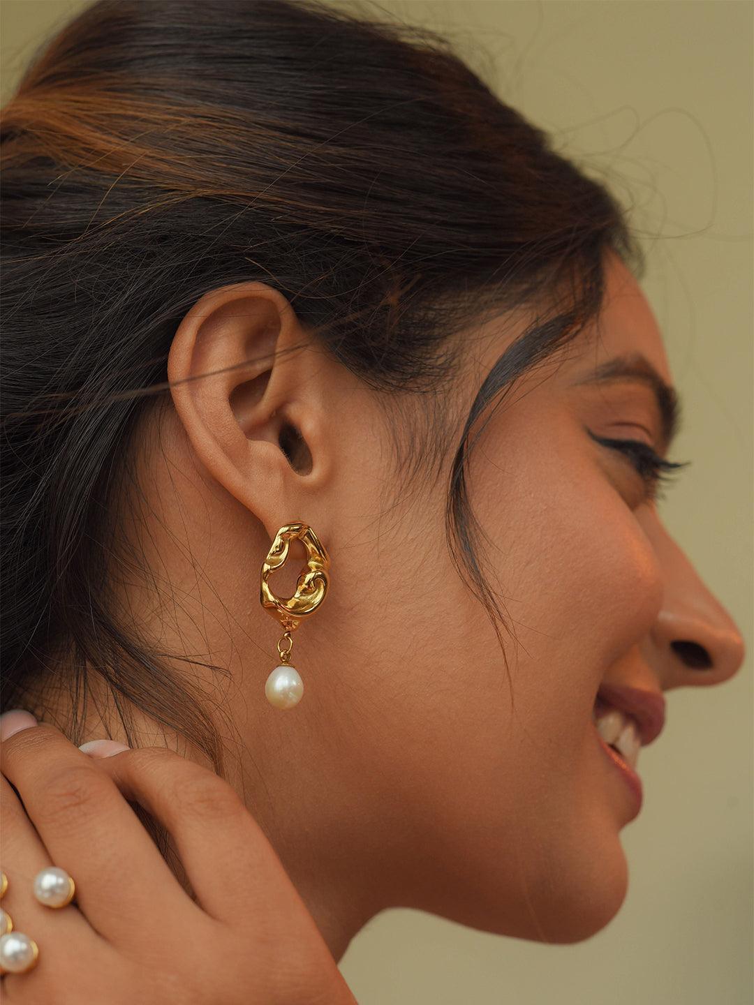 Lava Pearl Earrings - Perfectly Average