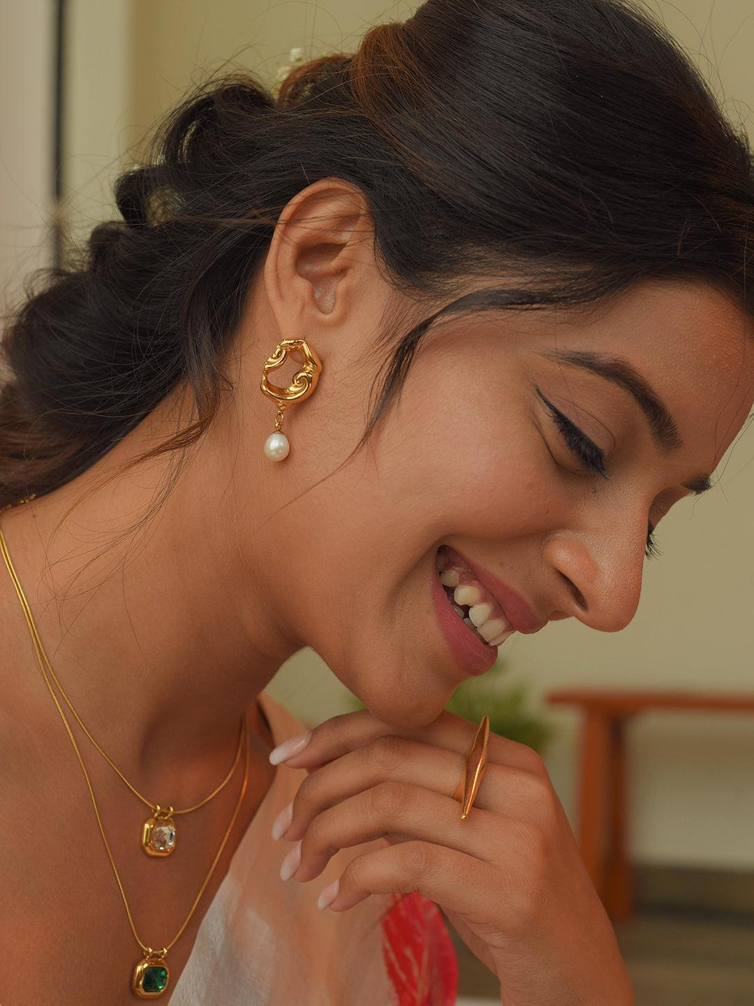 Lava Pearl Earrings - Perfectly Average