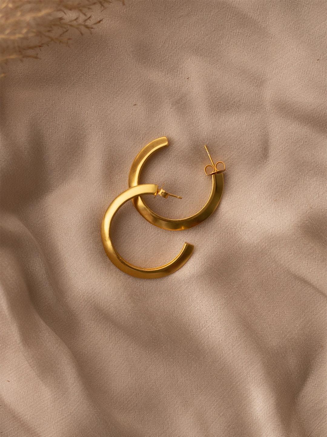 Pyramid Hoops - Perfectly Average