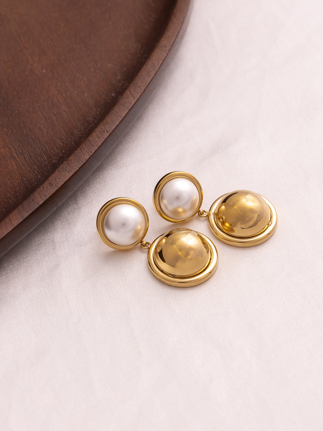Pearl Gold Drop Earring