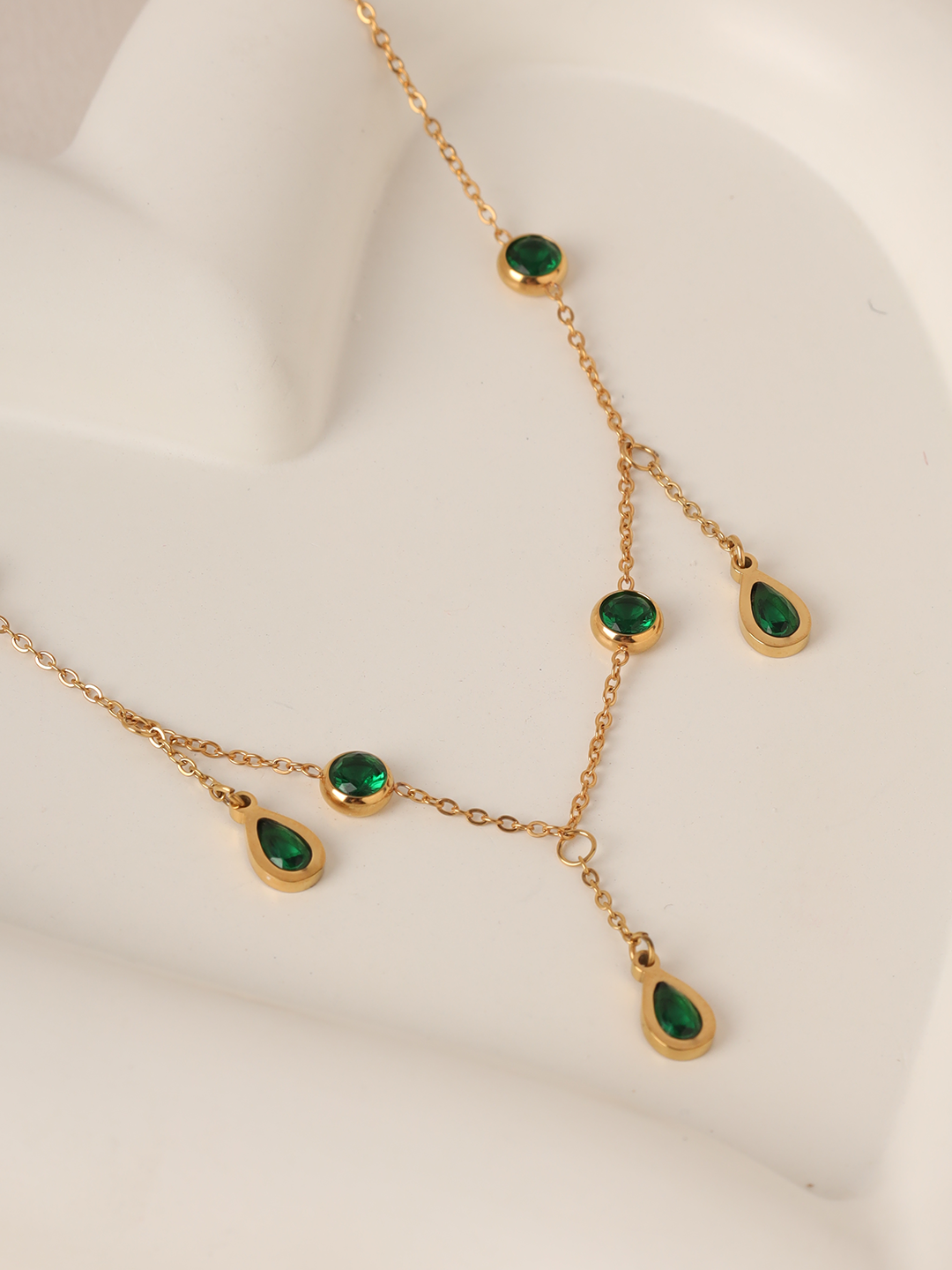 Green Danging Studs Necklace