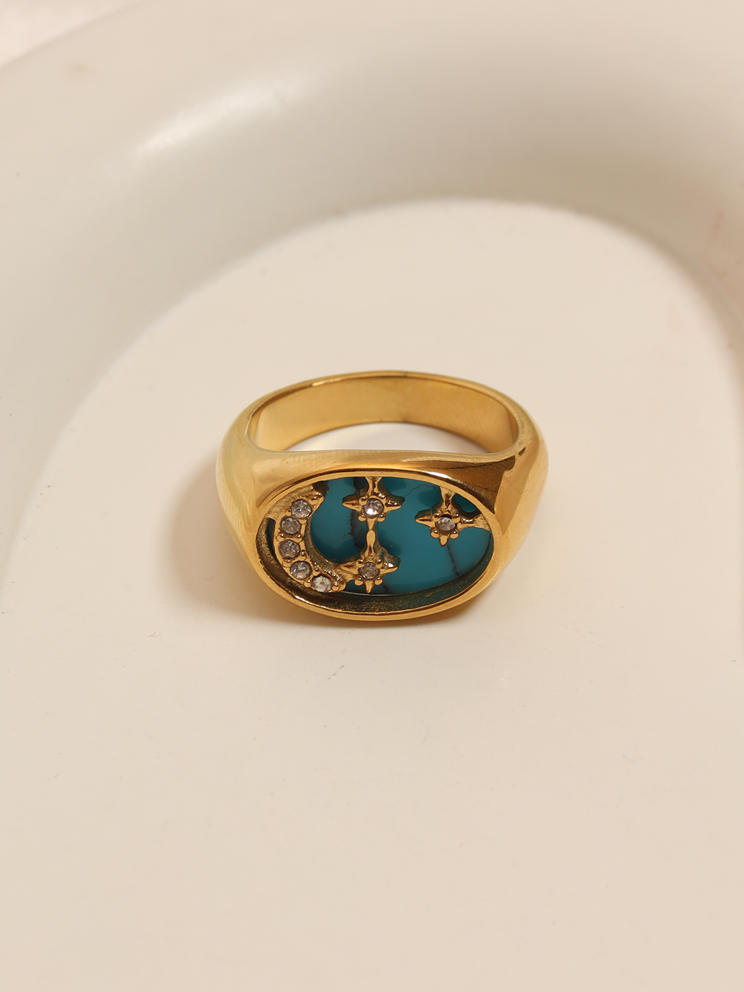 Oval Turquoise Star Ring