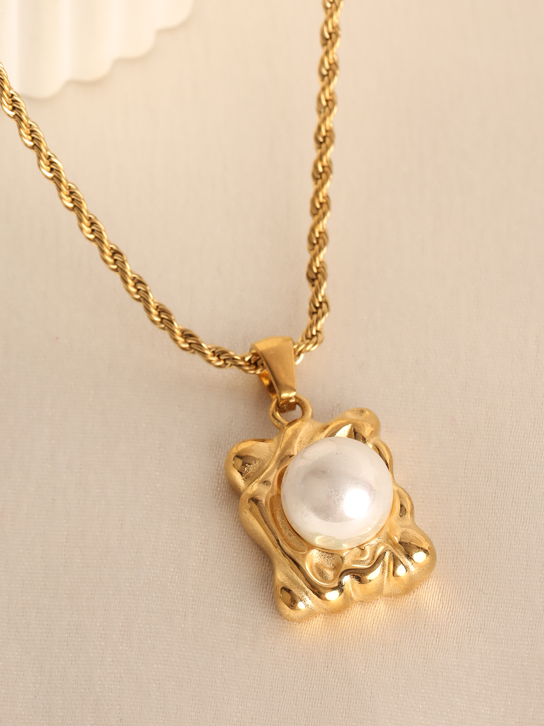 Square Pearl Necklace