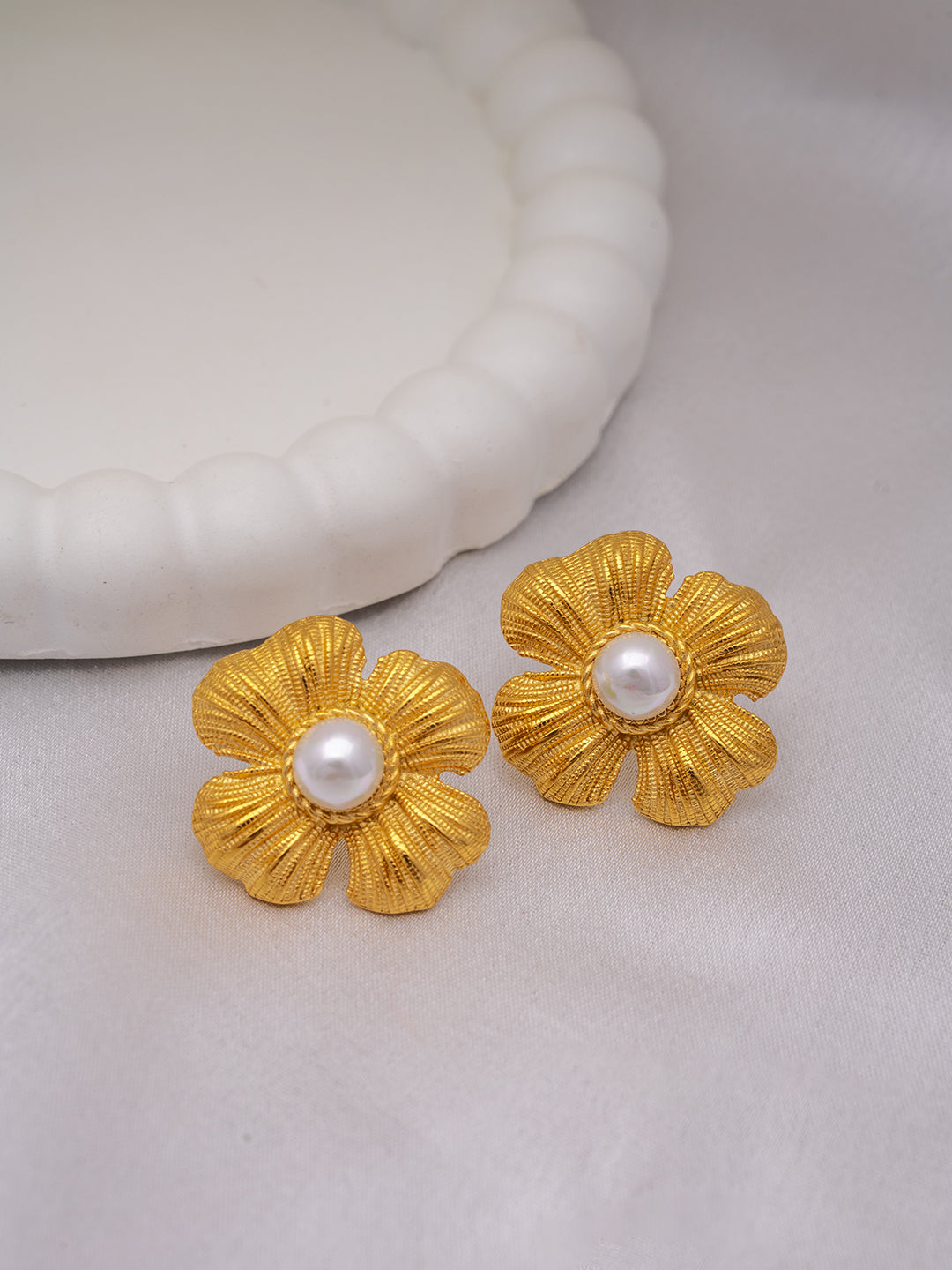 Flower Pearl Studs