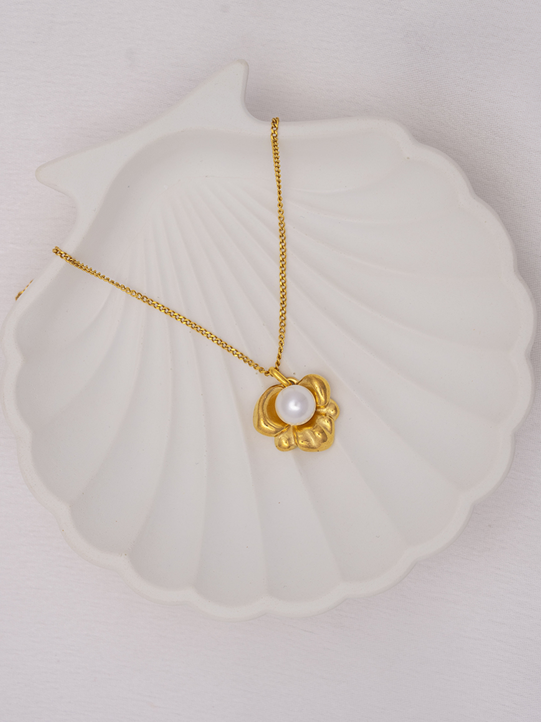 Lotus Pearl Pendant Necklace