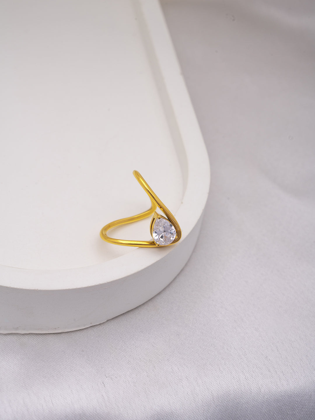 Diamond Curved Ring