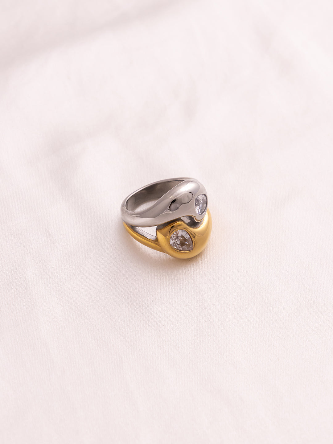 Yin Yang Cz Ring