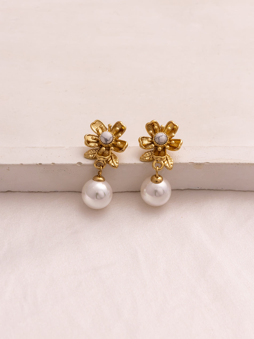 Daisy Pearl Studs