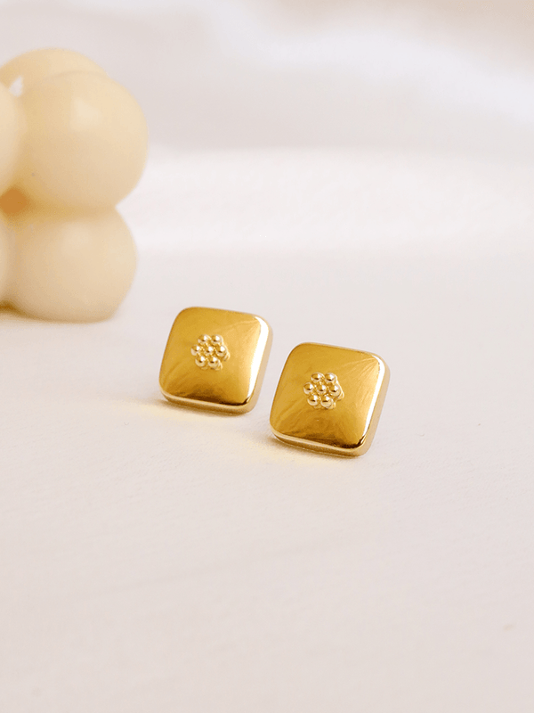Square Beaded Flower studs - Perfectly Average