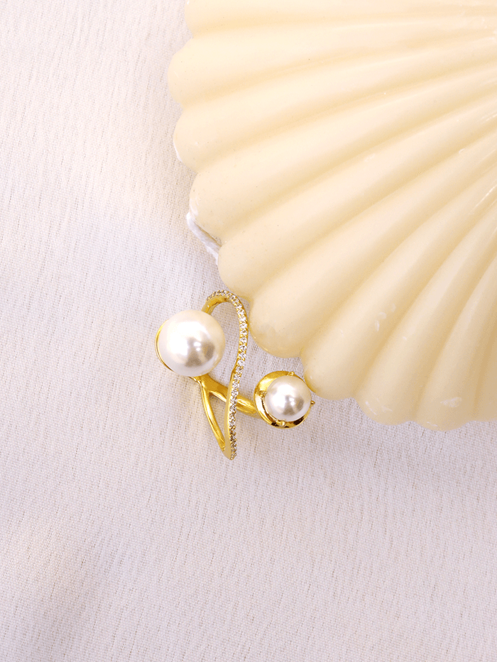 Twisted Pearl Ring - Perfectly Average