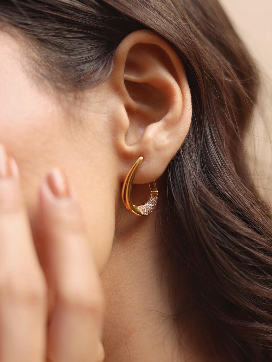 U-Shaped Studded Hoops Gold - Perfectly Average