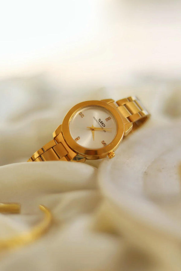 Vintage Classic Gold Watch - Perfectly Average